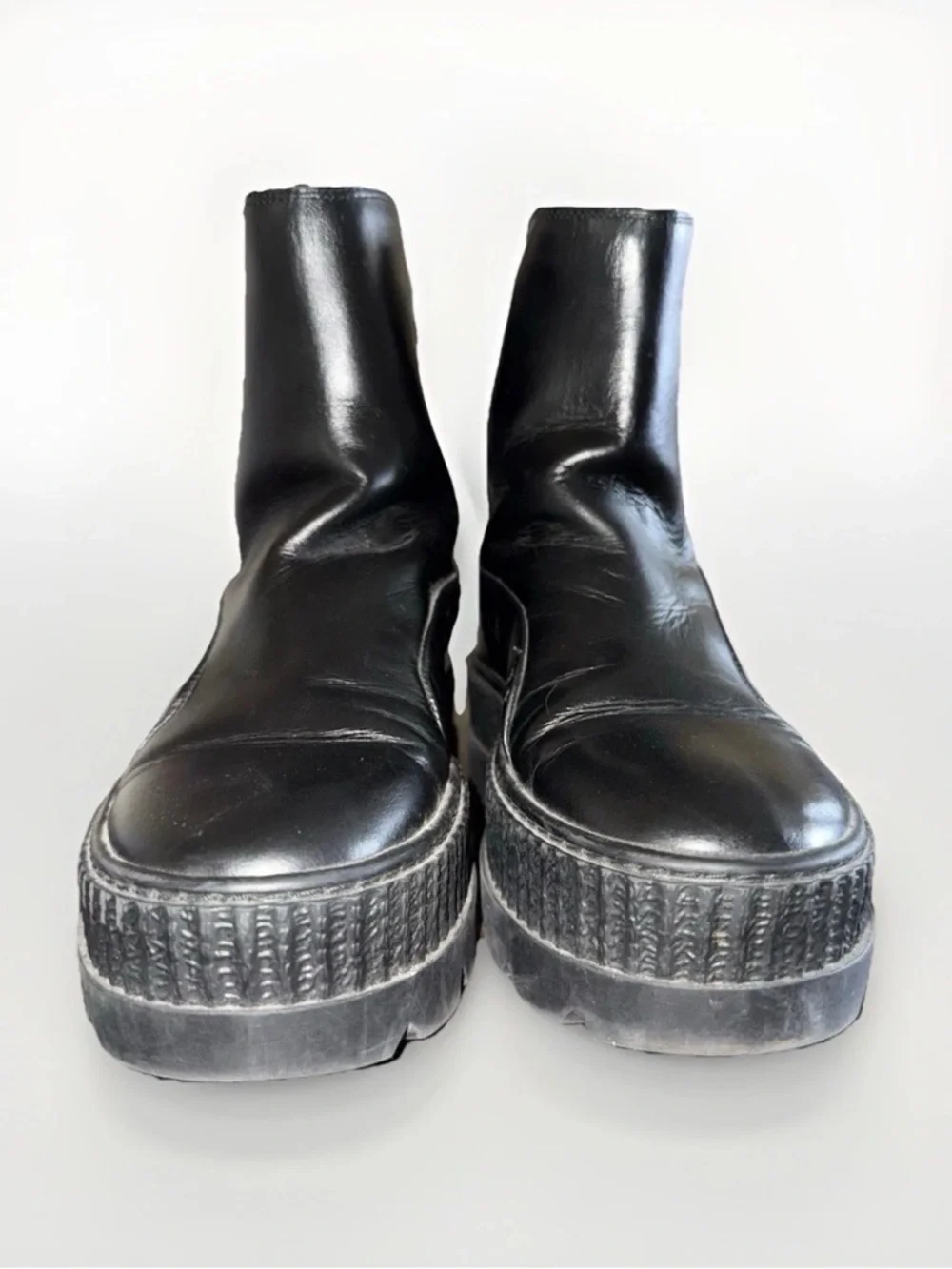 Fenty x PUMA Rihanna Platform Chelsea Sneaker Boots Size 9.5 Womens Black Used